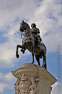 Charles I statue traflagar square London