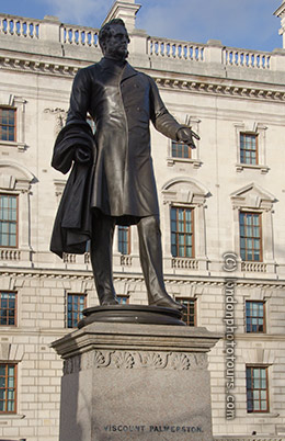 disraeli parliament square london